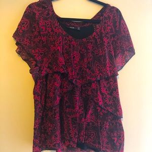Apt. 9 tiered top. Size 1x